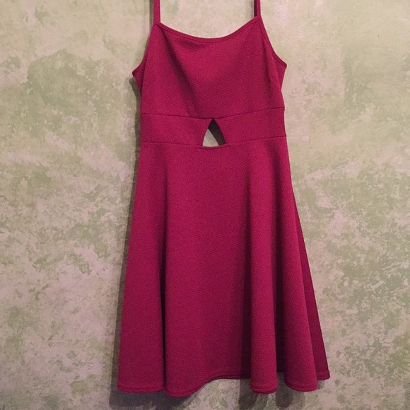 Cute Fuchsia Dress - Picture 1 of 6